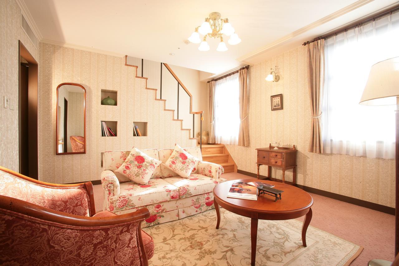 Kitabiwako Hotel Grazie Наґахама Екстер'єр фото