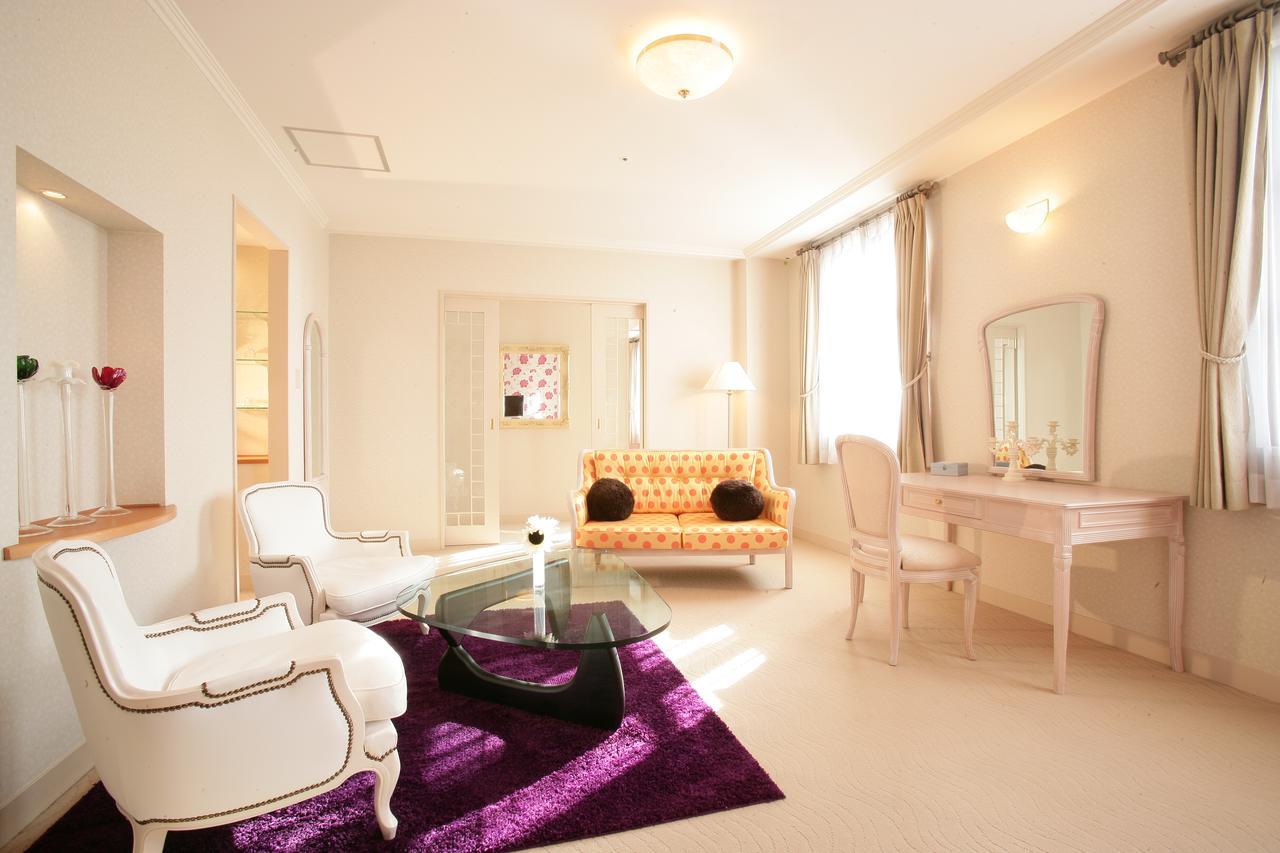 Kitabiwako Hotel Grazie Наґахама Екстер'єр фото