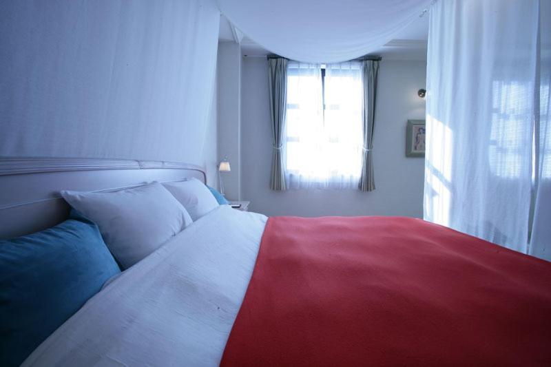 Kitabiwako Hotel Grazie Наґахама Екстер'єр фото